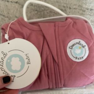 New with tags 6-12 mo dreamlandbaby sleep sack